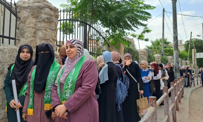 الكتلة الإسلامية تنظم رحلةعلمية لعدة أماكن تاريخية وسياحية